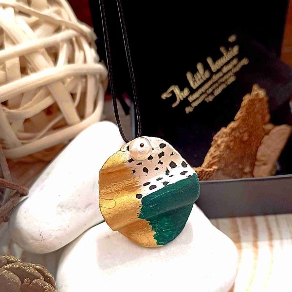 Ceramic golden and dark green wave