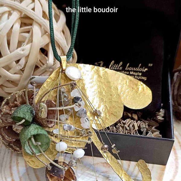 Gold umbrella silk cocoons